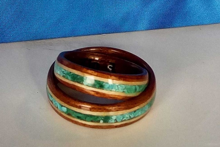 Les talents de toulouse - Marina Arkhipova - Les Bijoux en bois Toulouse 7