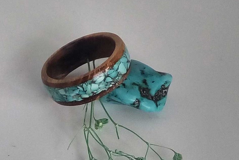 Les talents de toulouse - Marina Arkhipova - Les Bijoux en bois Toulouse 5